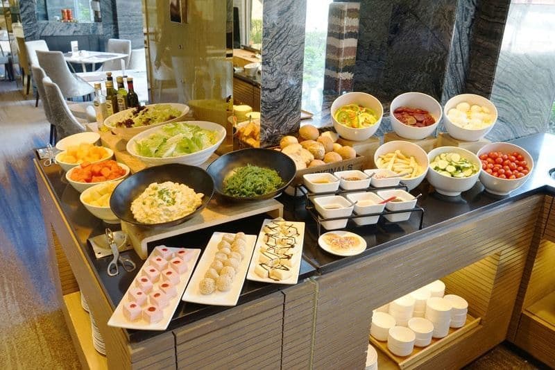 Dorsett Cafe - Dorsett Tsuen Wan 香港荃灣帝盛酒店 OKiBook OKiBook - Book Hong Kong best hotel buffets and restaurants 預訂香港最好的酒店自助餐和餐廳 - 3