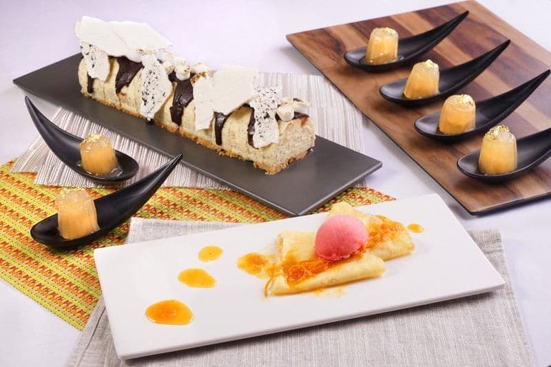 White Peach Jelly with Honey Bird's Nest, Crêpes Suzette with Blood Orange Sorbet, Black Truffle Cheesecake 燕窩蜂蜜白桃果凍, 法式香橙薄餅配血橙雪葩, 黑松露芝士蛋糕 2