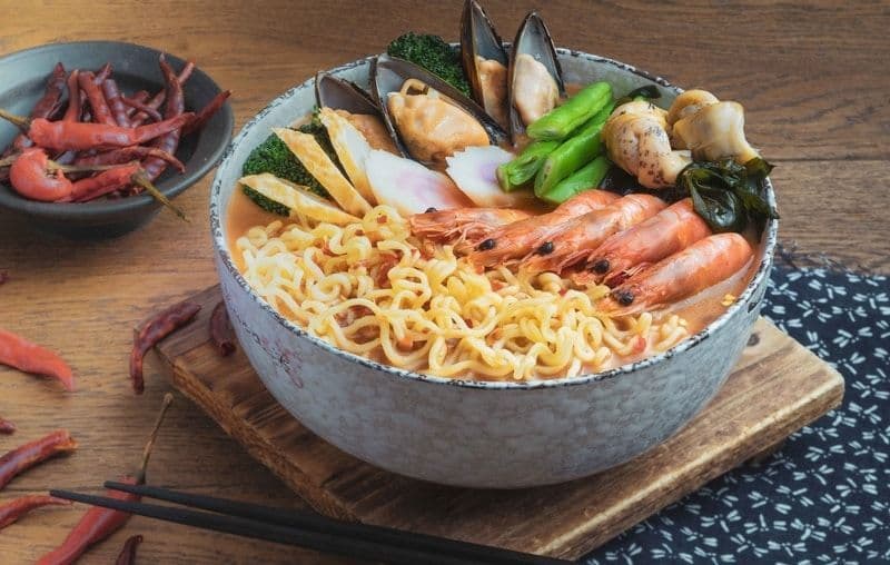 Centre Street Kitchen Island Pacific Hotel 中西∙環 - 港島太平洋酒店 OKiBook Hong Kong and Macau Restaurant Buffet booking 餐廳和自助餐預訂香港和澳門 - 5 - Cooked-to-order ramen