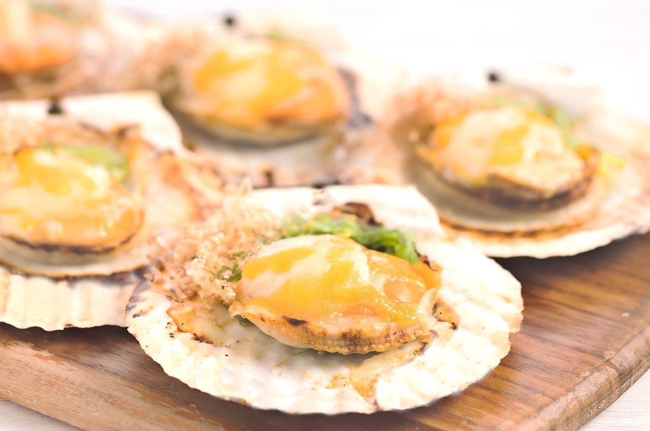 All-you-can-eat Seafood and International Delicacies @ Café on the PARK - Royal Pacific Hotel
