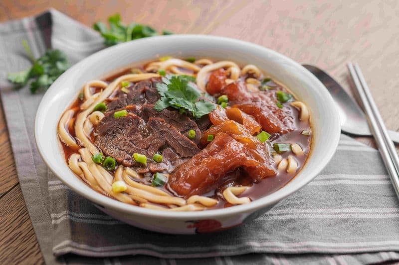 Centre Street Kitchen Island Pacific Hotel 中西∙環 - 港島太平洋酒店 OKiBook Hong Kong and Macau Restaurant Buffet booking 餐廳和自助餐預訂香港和澳門 - 台灣牛肉麵 Taiwanese Beef Noodle