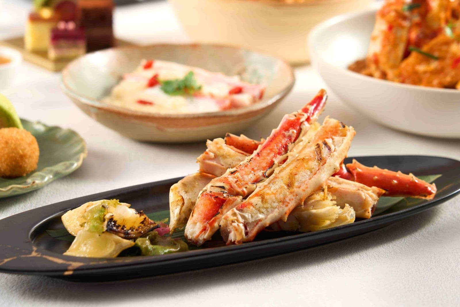 Alaskan Crabtastic Lobster Buffet @The Market - Hotel ICON