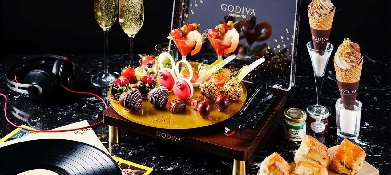 Gifts of GODIVA Afternoon Tea at GREEN - Hotel ICON