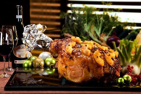 Festive Buffet @Bistro on the Mile - Holiday Inn Golden Mile