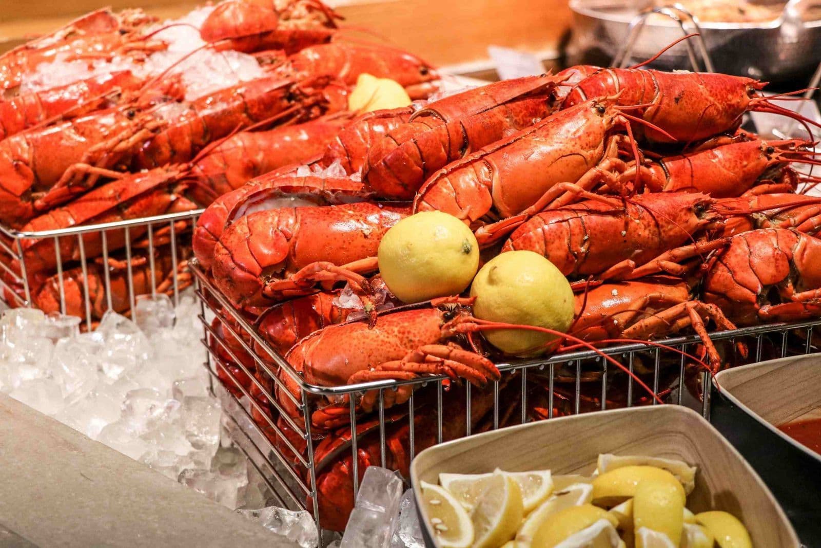 Alaskan Crabtastic Lobster Buffet @The Market - Hotel ICON