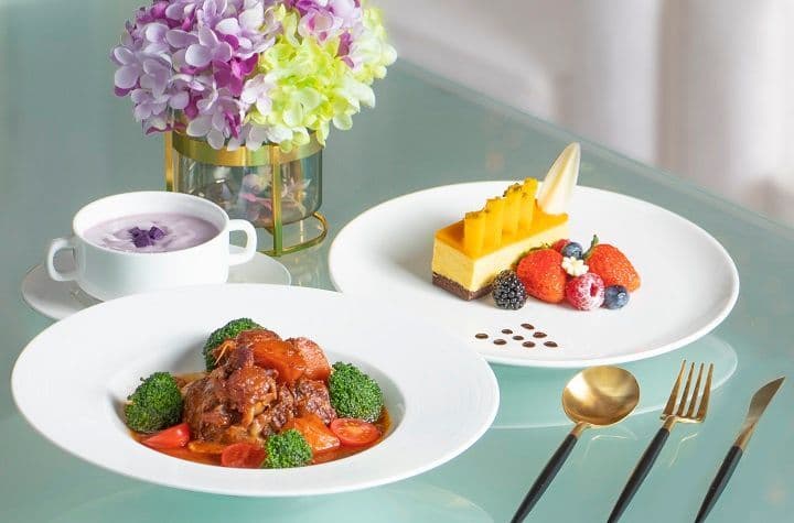 Delectable Lunch @ Tiffany Lounge - Regal Hongkong Hotel