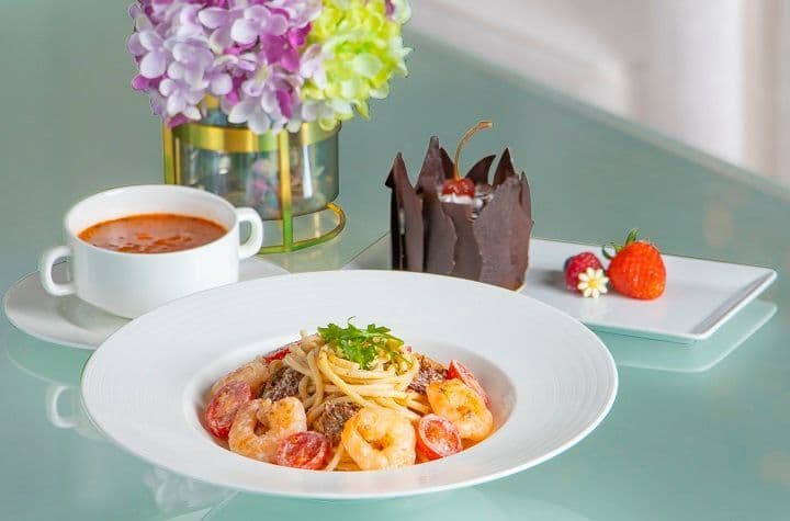 Delectable Lunch @ Tiffany Lounge - Regal Hongkong Hotel