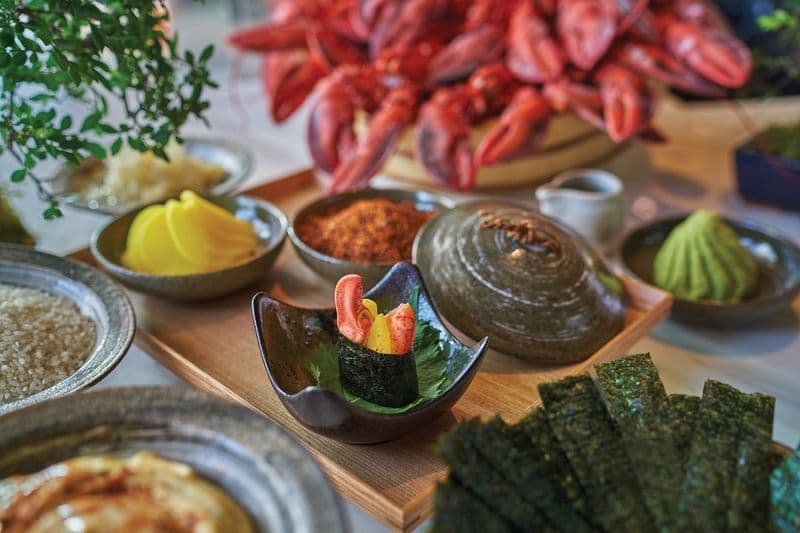 Grand Cafe Grand Hyatt Hong Kong 咖啡廳 - 香港君悅酒店 -OKiBook Hong Kong - Restaurants, Buffet, Booking, Reviews Deals, Discounts, Dining Promotions 香港，餐廳及預訂，自助餐, 評價，折扣，優惠, 餐飲促銷 - Lobster-Gunkan-Maki