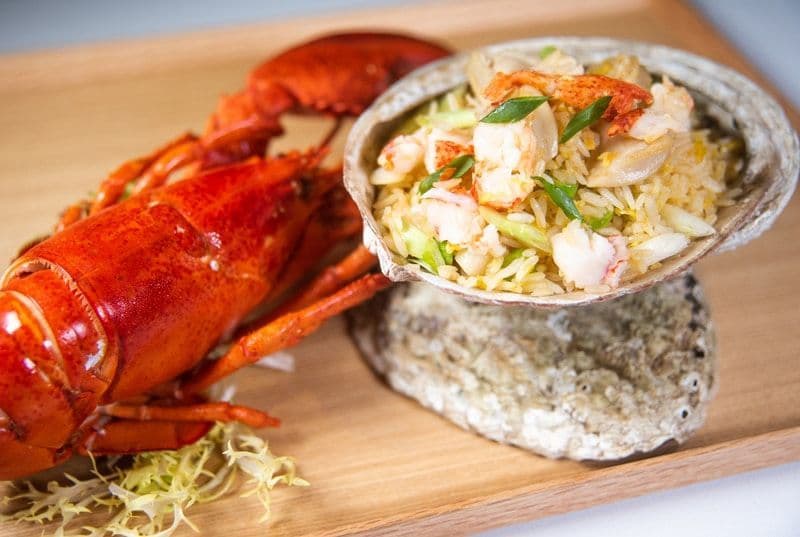 Harbour Restaurant The Harbourview 灣景廳 - 灣景國際 OKiBook Hong Kong and Macau Restaurant Buffet booking 餐廳和自助餐預訂香港和澳門 - 鮑魚龍蝦海鮮炒飯Fried Rice with Abalone, Lobster and Assorted Seafood
