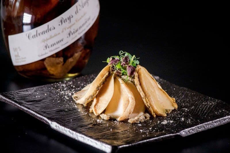Above &amp; Beyond Hotel ICON - 天外天中菜廳 - 唯港薈 OKiBook Hong Kong Restaurant Buffet Booking 自助餐預訂香 Braised Abalone with Tangerine Peel infused Calvados