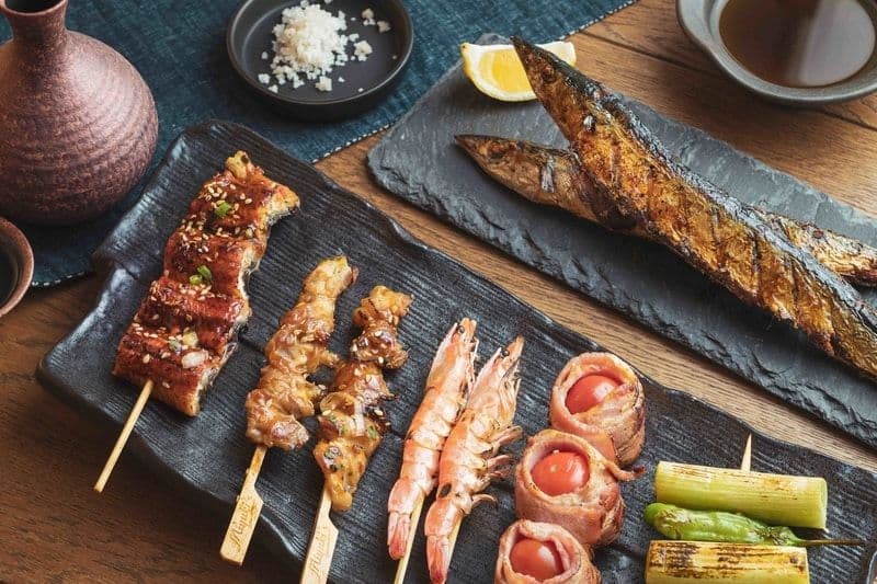 Centre Street Kitchen Island Pacific Hotel 中西∙環 - 港島太平洋酒店 OKiBook Hong Kong and Macau Restaurant Buffet booking 餐廳和自助餐預訂香港和澳門 - 3 - Cooked-to-order skewers