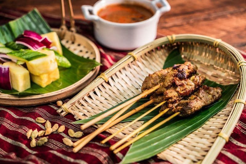 The Market Hotel ICON 唯港薈 - OKiBook Hong Kong and Macau Restaurant Buffet booking 餐廳和自助餐預訂香港和澳門 - Otak-otak Chicken and Lamb Satay