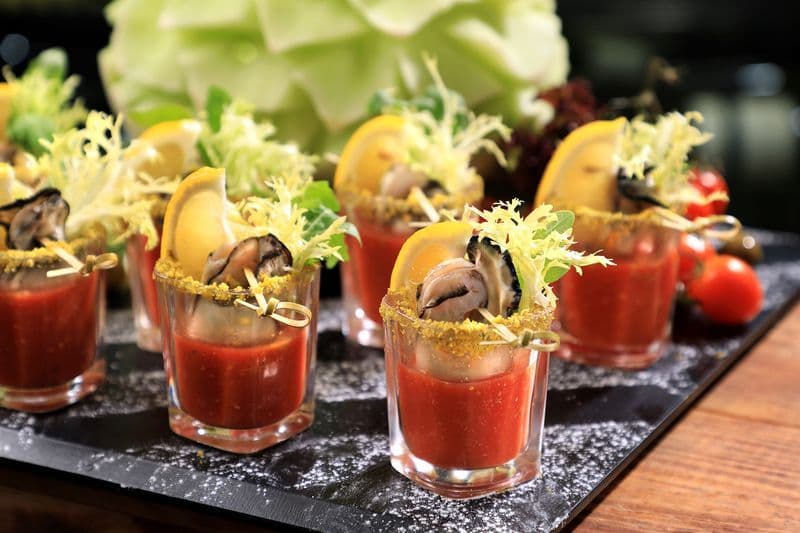 Yamm The Mira Hong Kong - OKiBook Hong Kong Restaurant Buffet booking 自助餐預訂香港 - Oyster Buffet_Oyster Gazpacho Shooters
