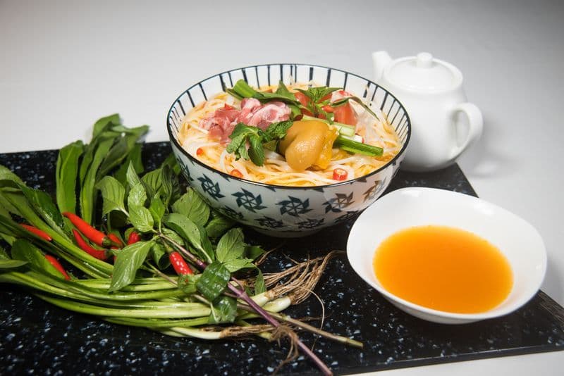 Harbour Restaurant The Harbourview 灣景廳 - 灣景國際 OKiBook Hong Kong Restaurant Booking 自助餐預訂香港 - Bụng heo Phở Vietnamese Kurobuta Pork Belly Soup Noodles