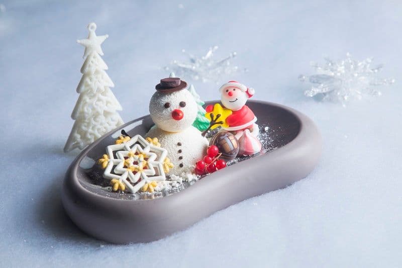 Cucina Marco Polo Hotel- 馬哥孛羅香港酒店 - OKiBook Hong Kong - Restaurant Booking - Amedei Chocolate Delight with Gold Leaf and Raspberry 小雪人甜品_r