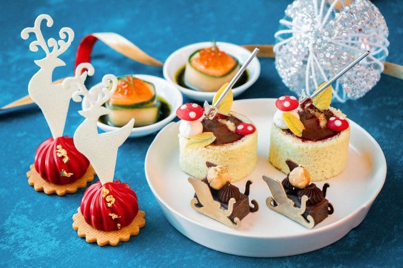 GODIVA Chocolate Log Cake and other sweets