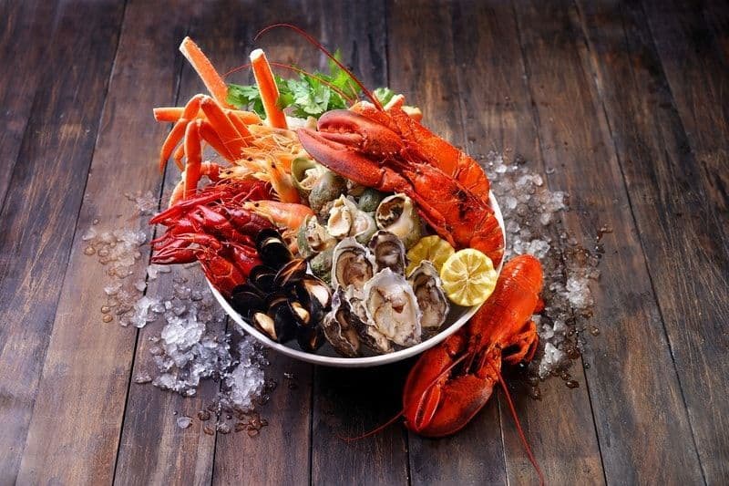 Best December and Christmas Restaurant Deals to Book Now
