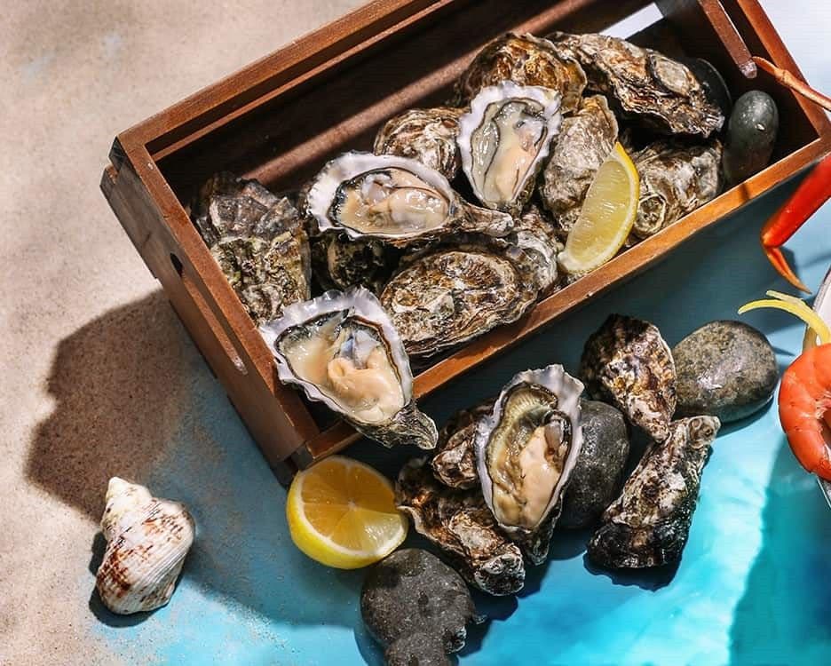 Miami Breeze Seafood Brunch at Yamm - The Mira Hong Kong