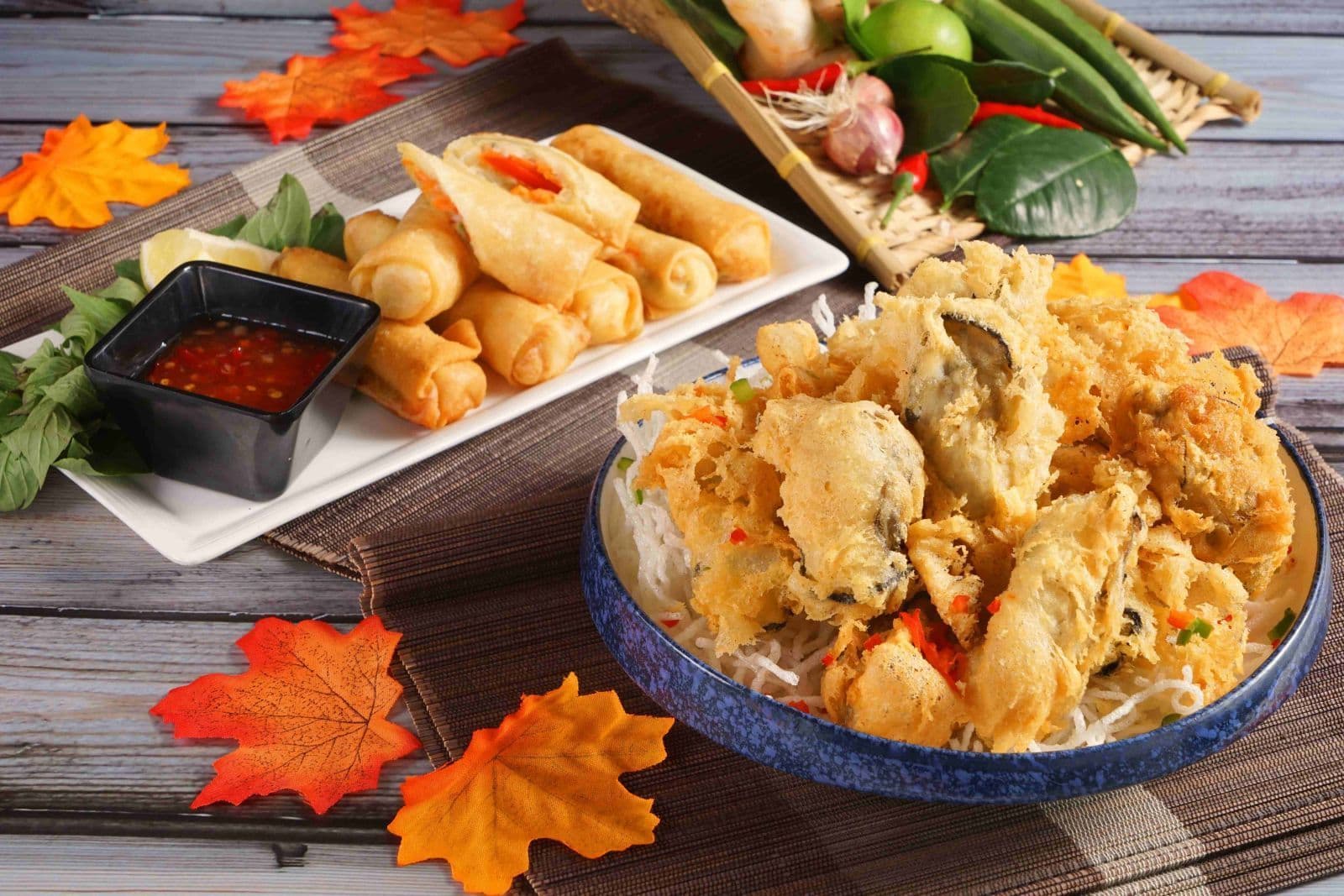 "Snow Crab Cluster, Duck Foie-gras and Oyster" Dinner Buffet at Harbour Restaurant - The Habourview