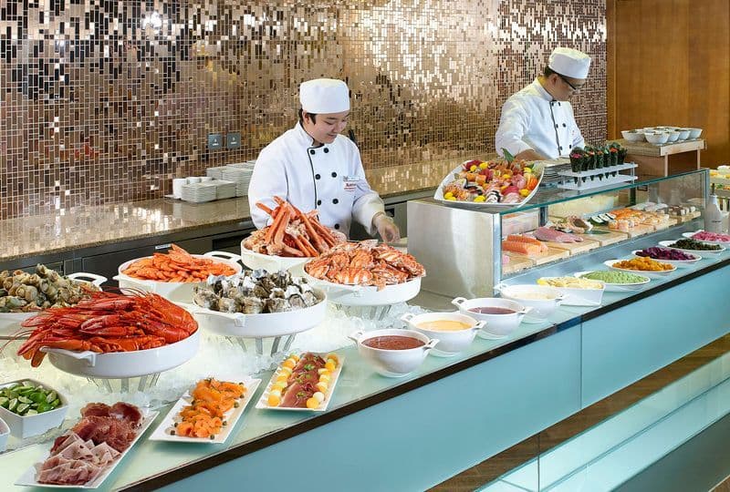 Best December and Christmas Restaurant Deals to Book Now
