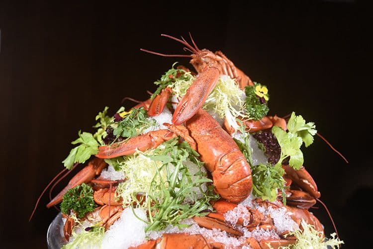 Valentine’s Day Dinner Buffet @ Harbour Restaurant - The Harbourview